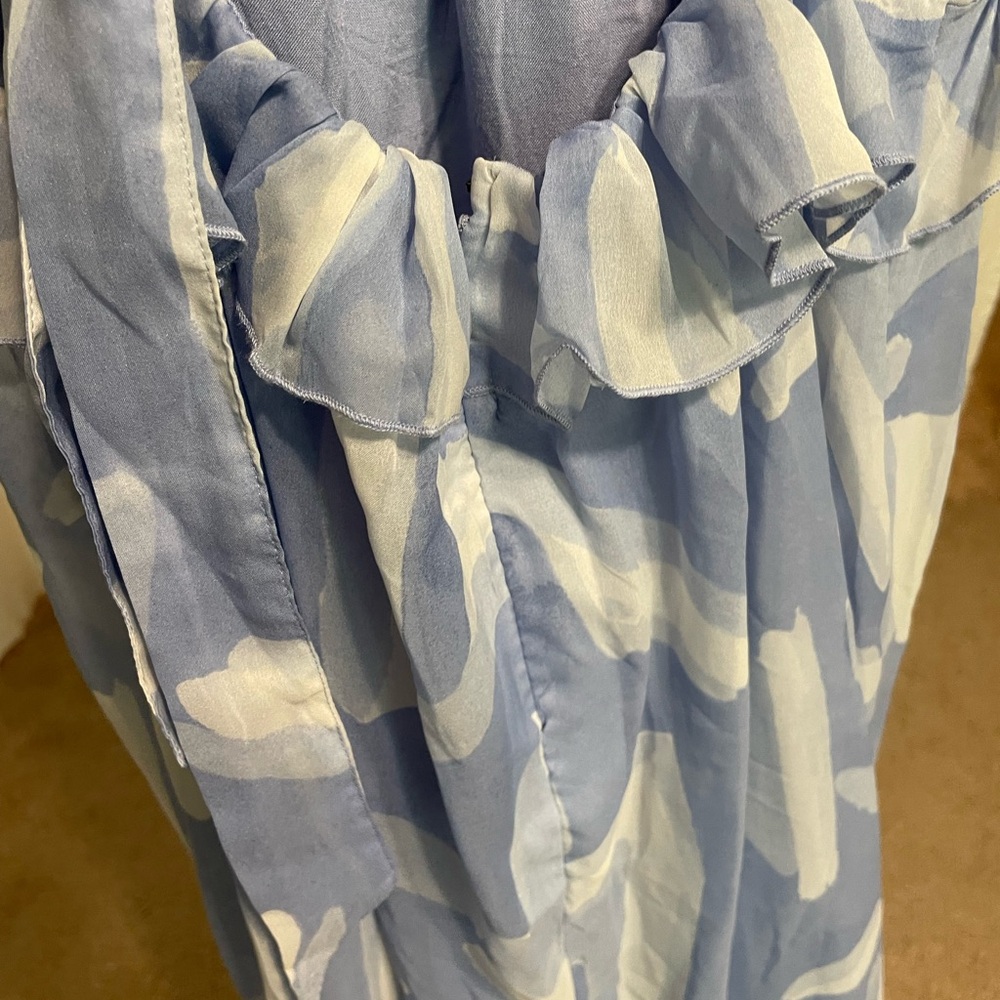 Abercrombie & Fitch Blue and White Maxi Dress - Picture 2 of 6